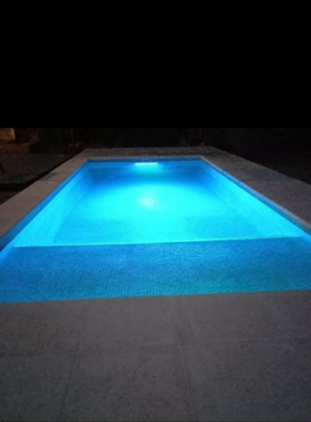 Kit Combo 4 Luces led pileta Mahled policarbonato rgbw 15w